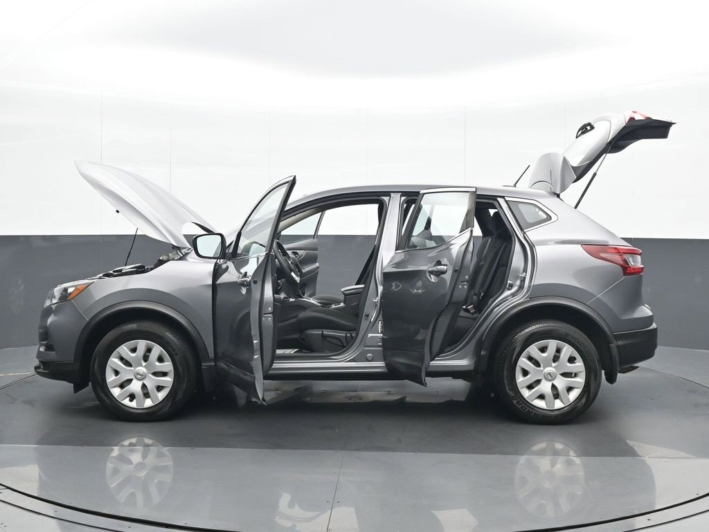Used 2020 Nissan Rogue Sport S image 27