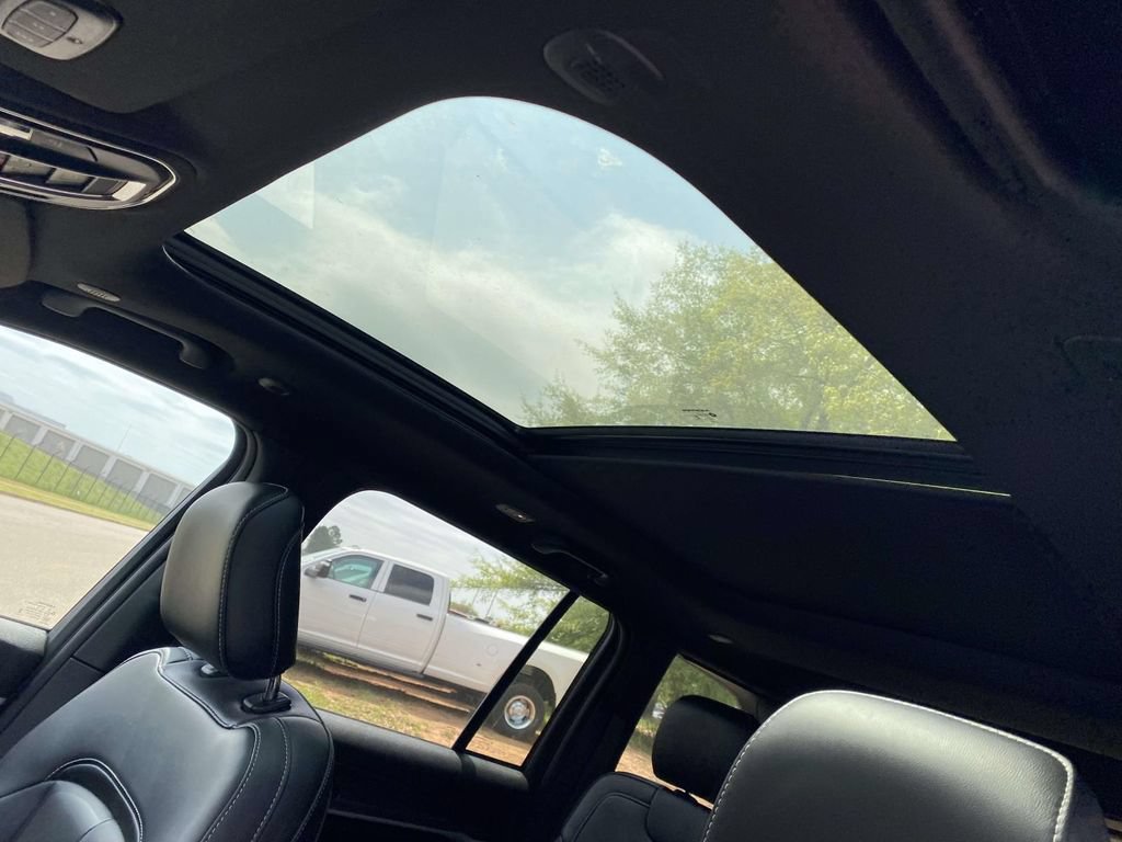 New 2026 Jeep Grand Cherokee Limited w/ Limited Altitude Package RWD image 47