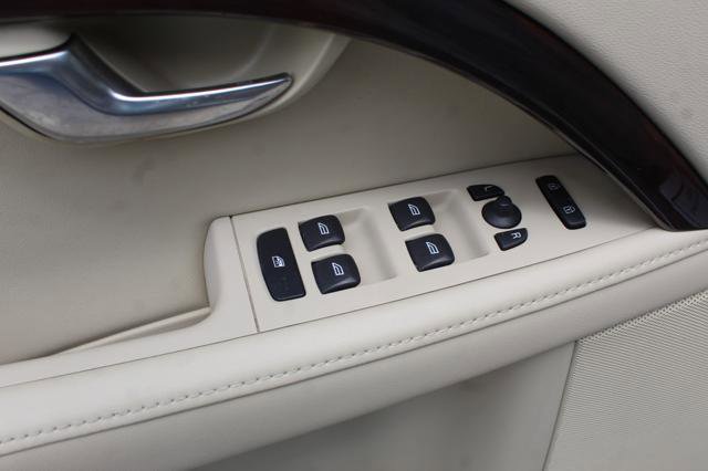 Used 2012 Volvo XC70 3.2 image 15