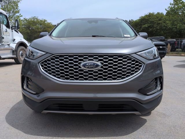 Certified 2024 Ford Edge SEL w/ Convenience Package AWD/4WD image 9