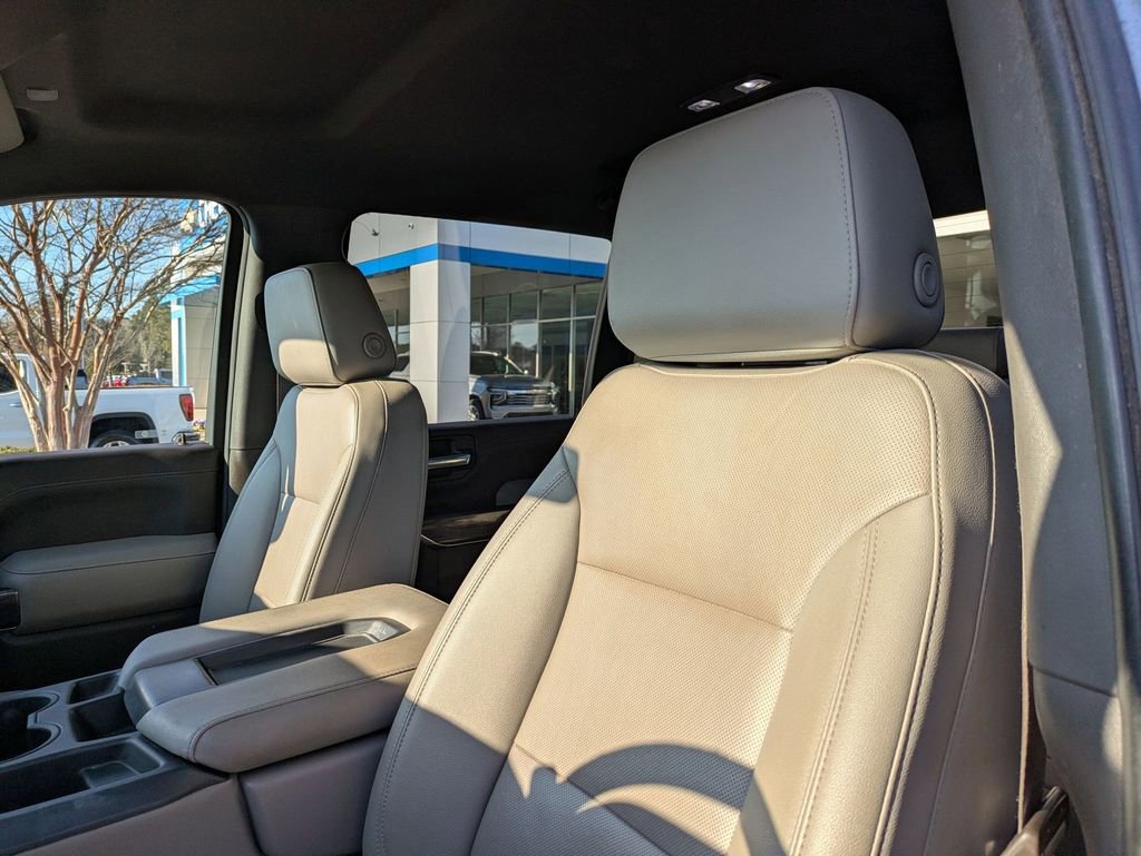 Used 2022 Chevrolet Silverado 2500 LTZ w/ Z71 Off-Road Package image 13