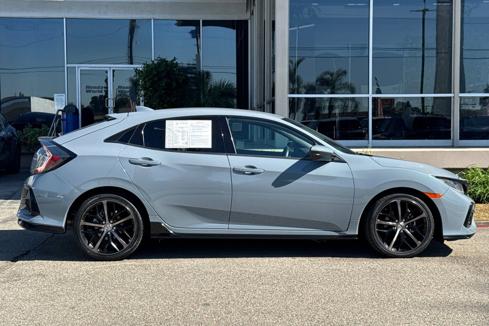 Used 2021 Honda Civic Sport image 2