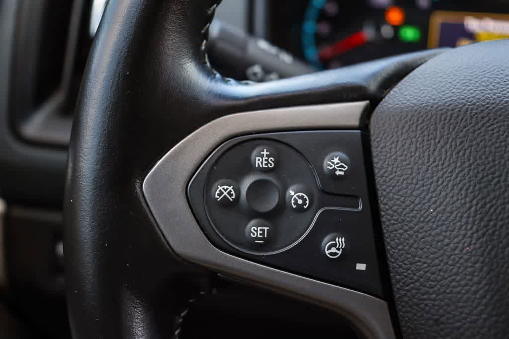 Used 2021 Chevrolet Colorado Z71 w/ Safety Package RWD image 23