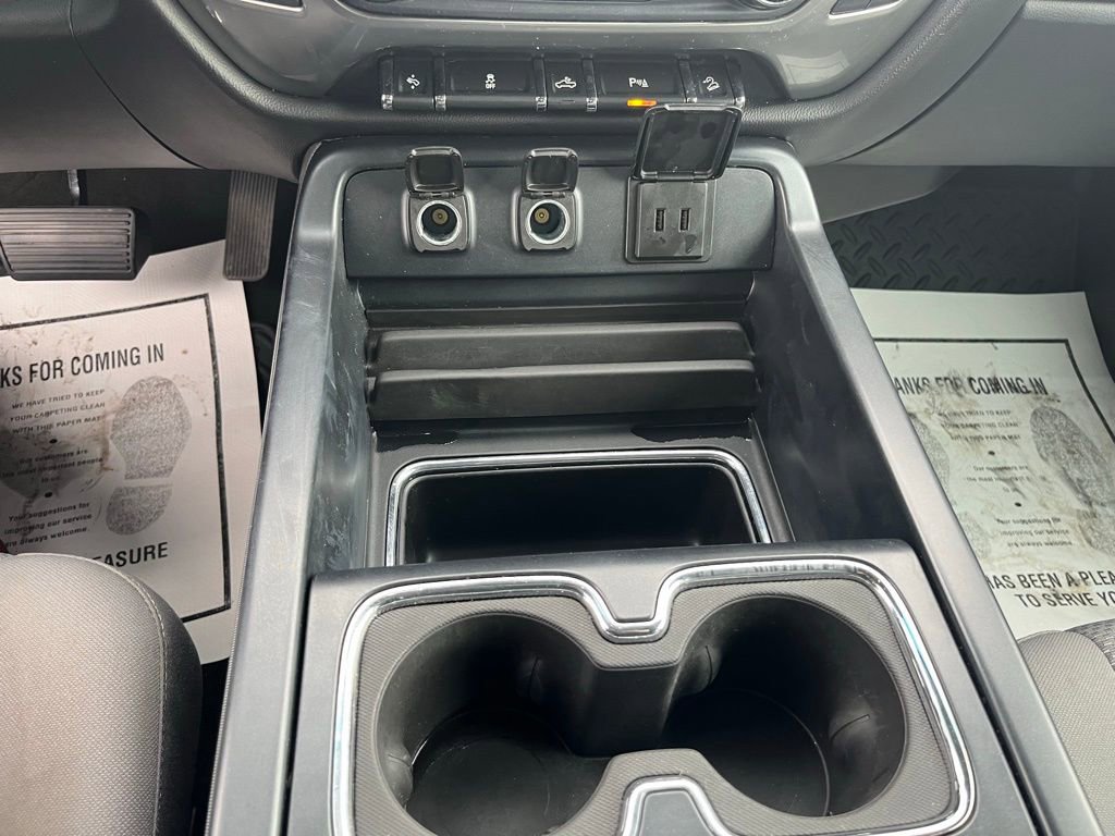 Used 2018 Chevrolet Silverado 1500 LT w/ LT Plus Package AWD/4WD image 19