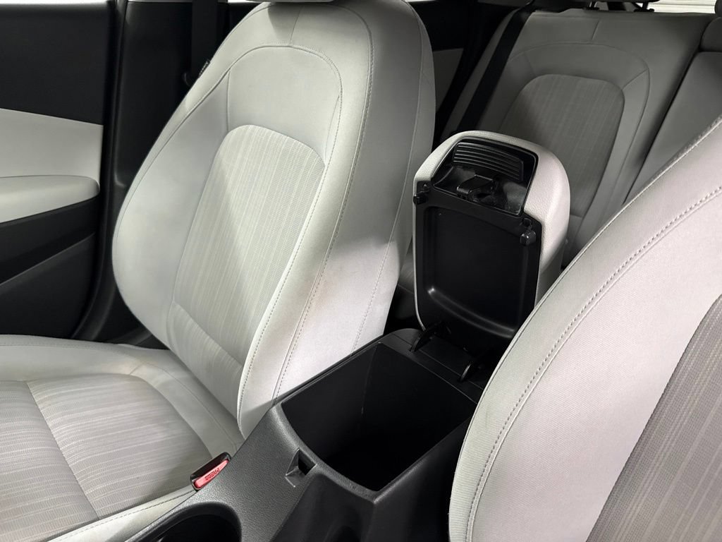 Used 2023 Hyundai Kona SEL FWD image 35