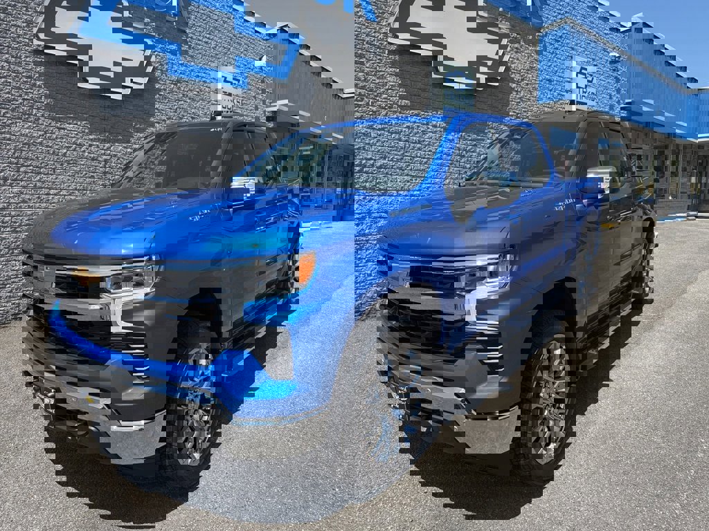 New 2025 Chevrolet Silverado 1500 LT w/ Safety Package image 2