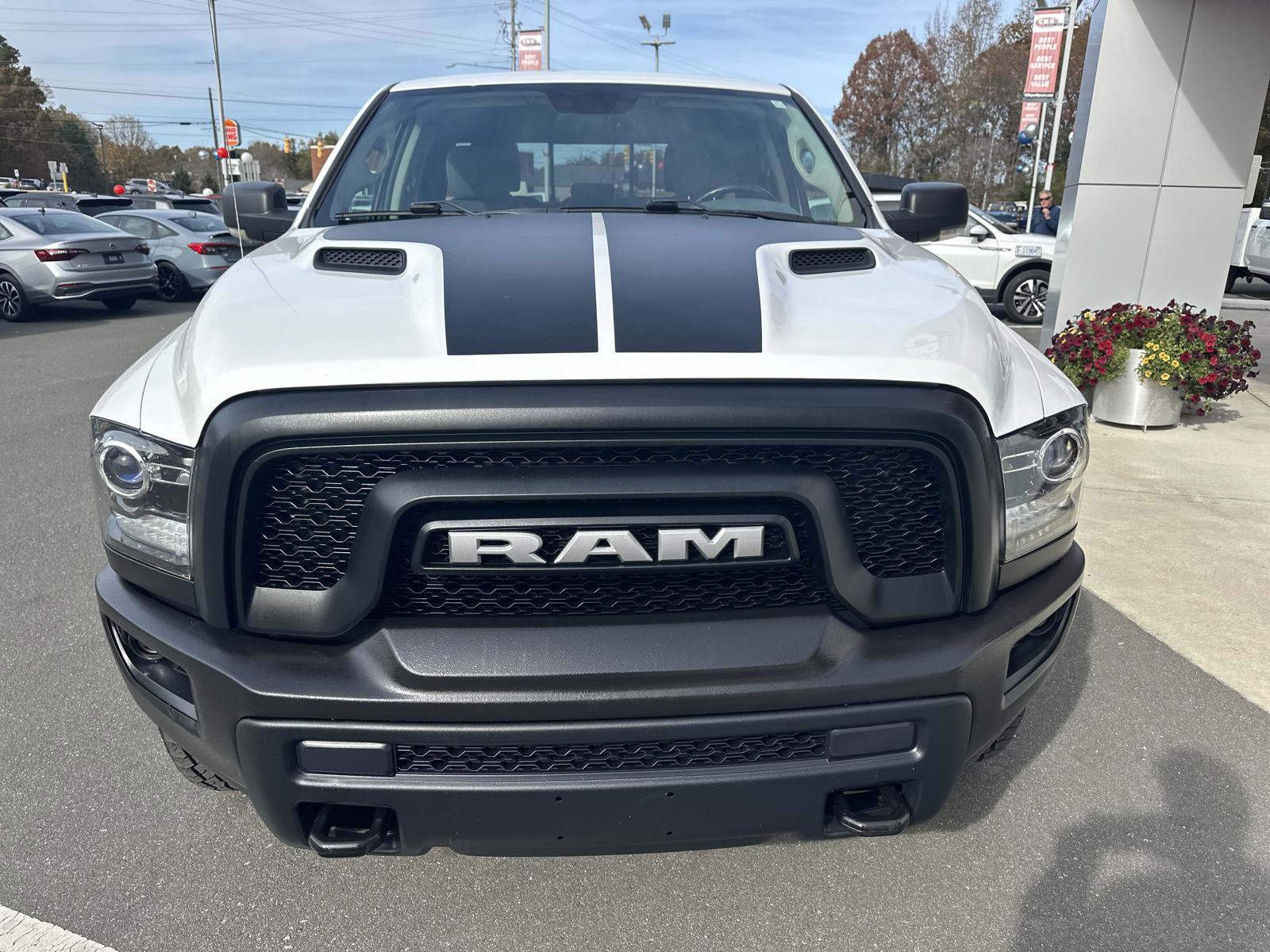 Used 2020 RAM 1500 Classic Warlock w/ Luxury Group image 3