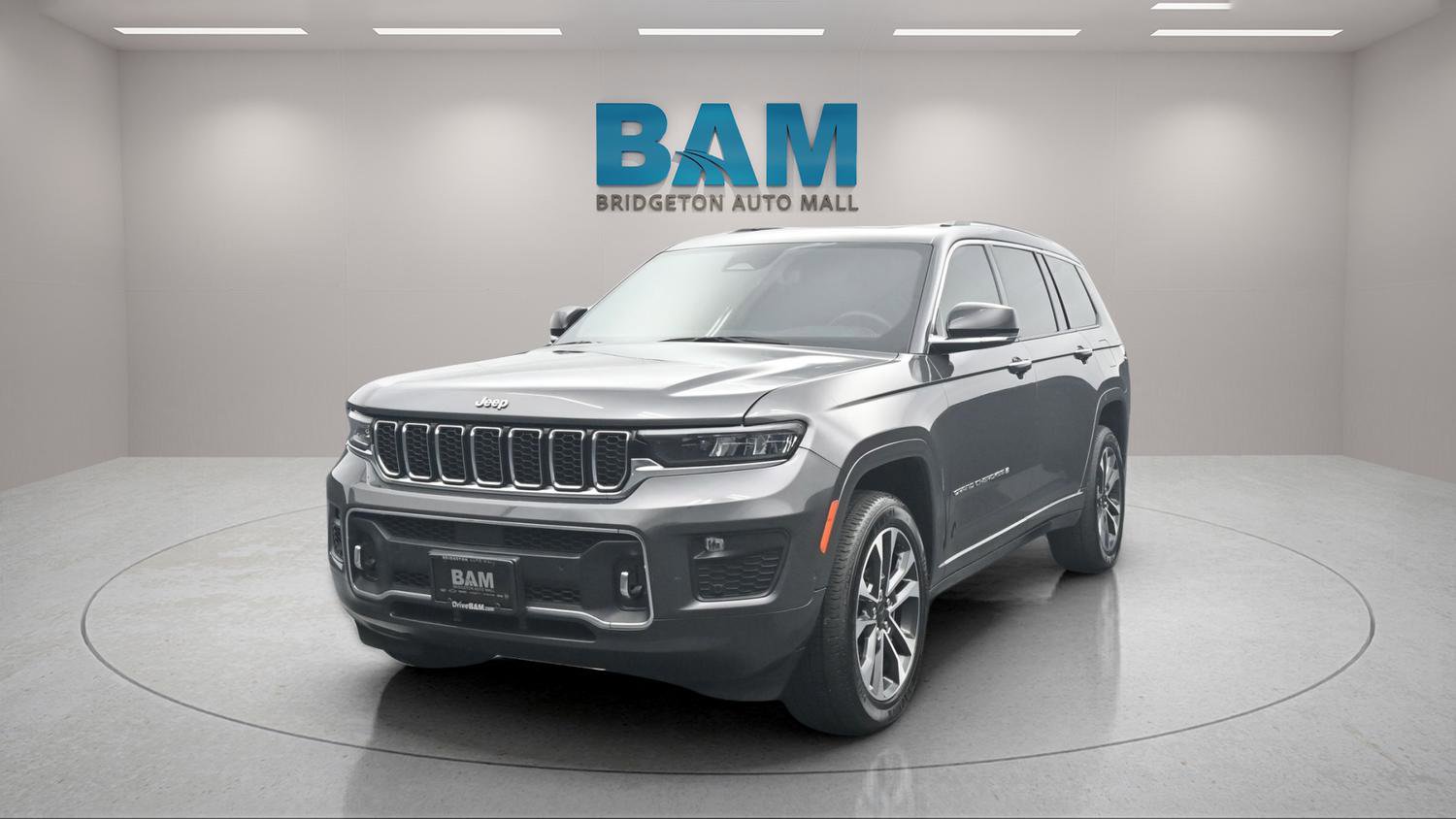 Used 2021 Jeep Grand Cherokee L Overland w/ Luxury Tech Group IV image 4