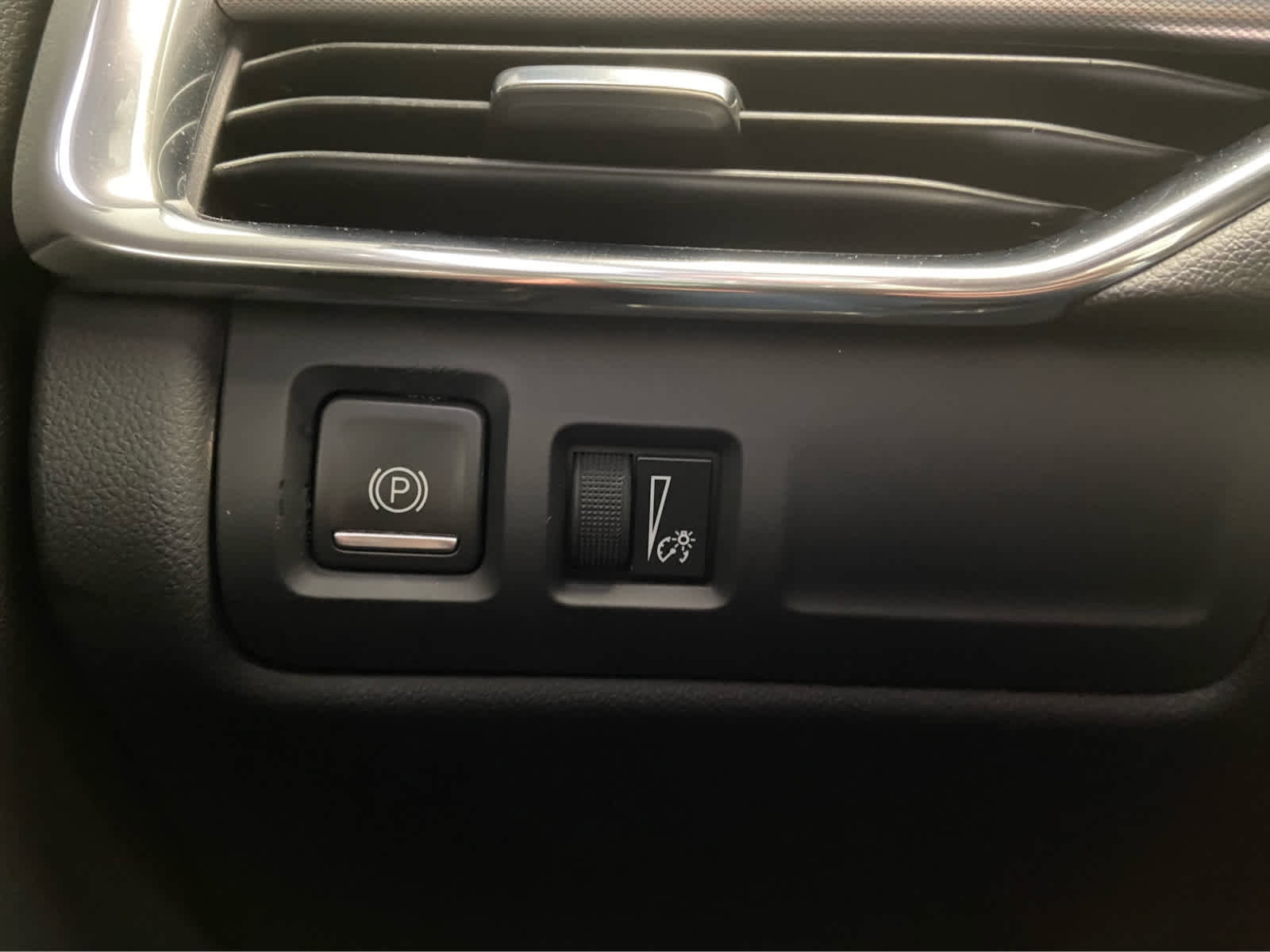 Used 2019 Cadillac XT4 Premium Luxury image 38