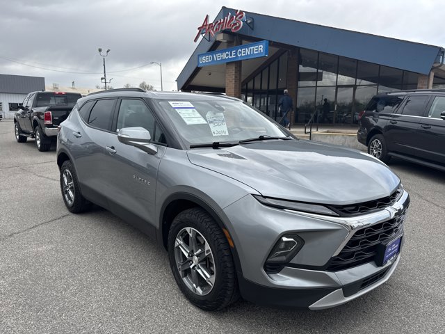 Used 2023 Chevrolet Blazer LT w/ Sound & Technology Package AWD/4WD image 5