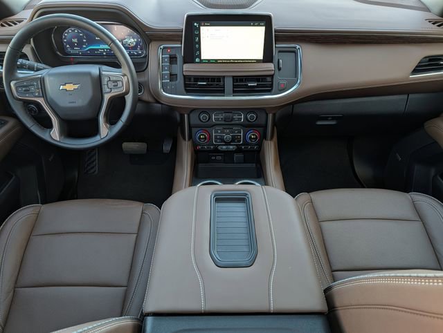 Used 2024 Chevrolet Tahoe High Country image 11