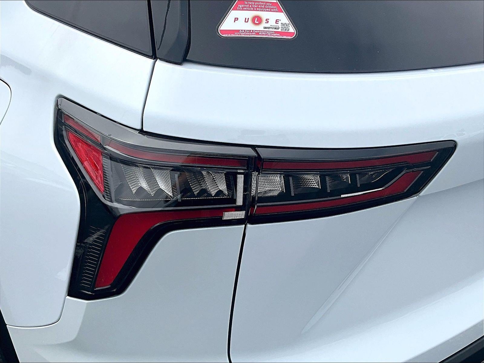 New 2027 Chevrolet Equinox RS w/ Safety and Technology Package FWD image 15