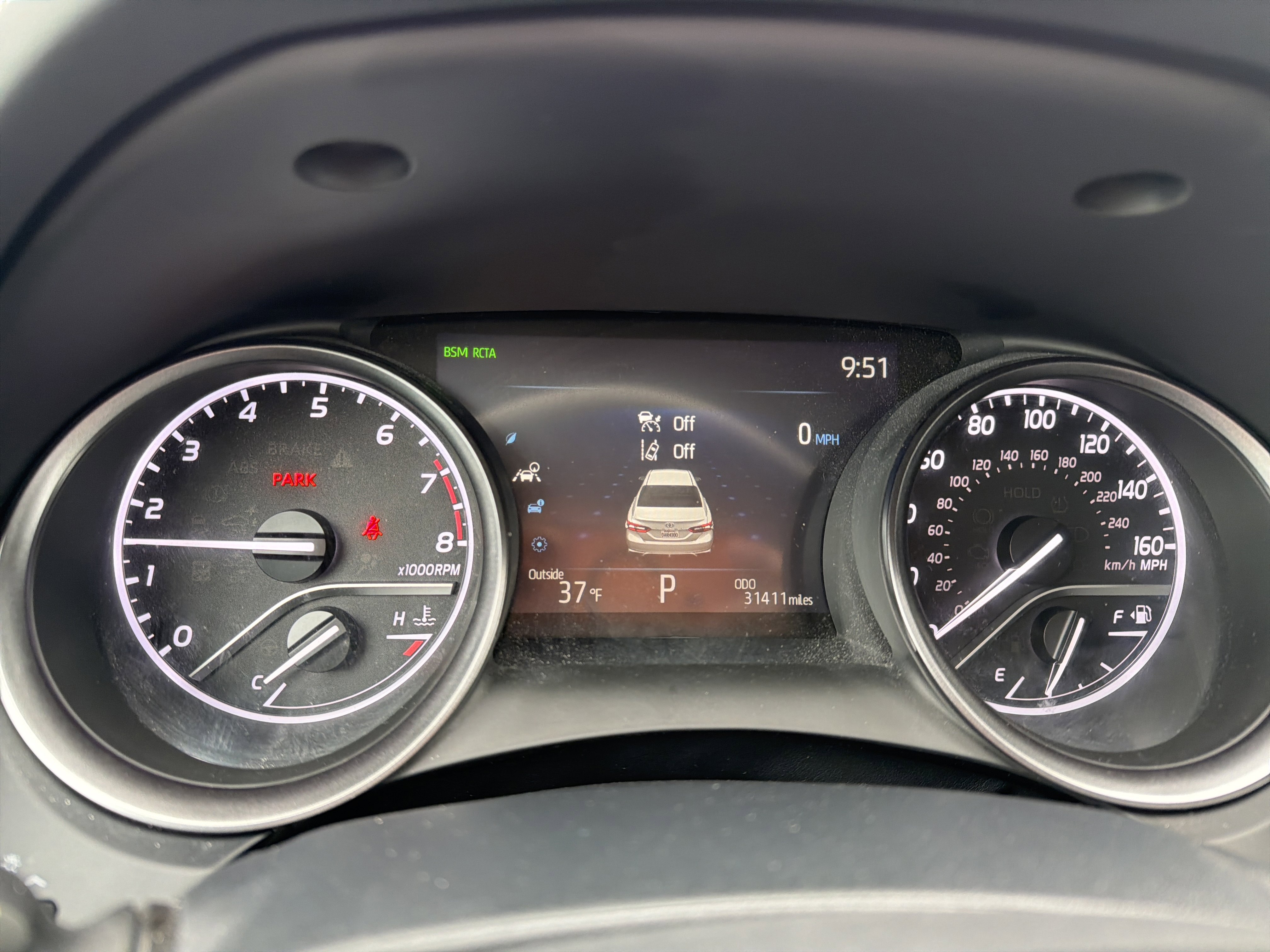 Used 2023 Toyota Camry SE w/ Cold Weather Package image 17