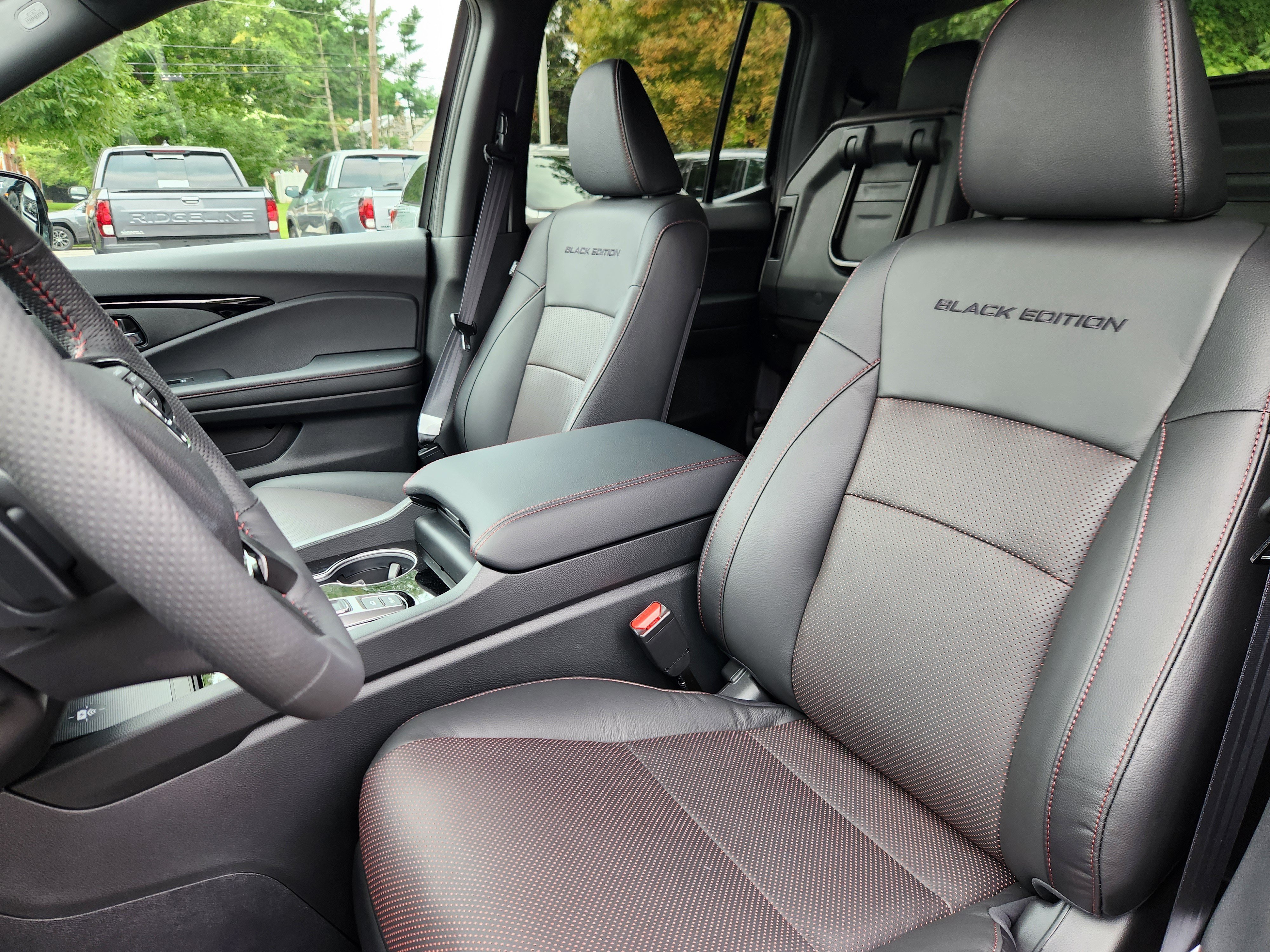 New 2026 Honda Ridgeline Black Edition image 8