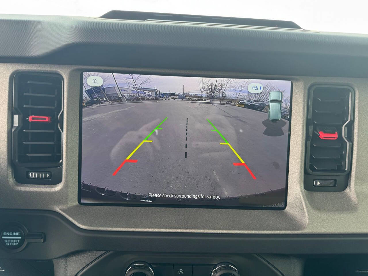 Used 2025 Ford Bronco Big Bend w/ Black Diamond Package image 23