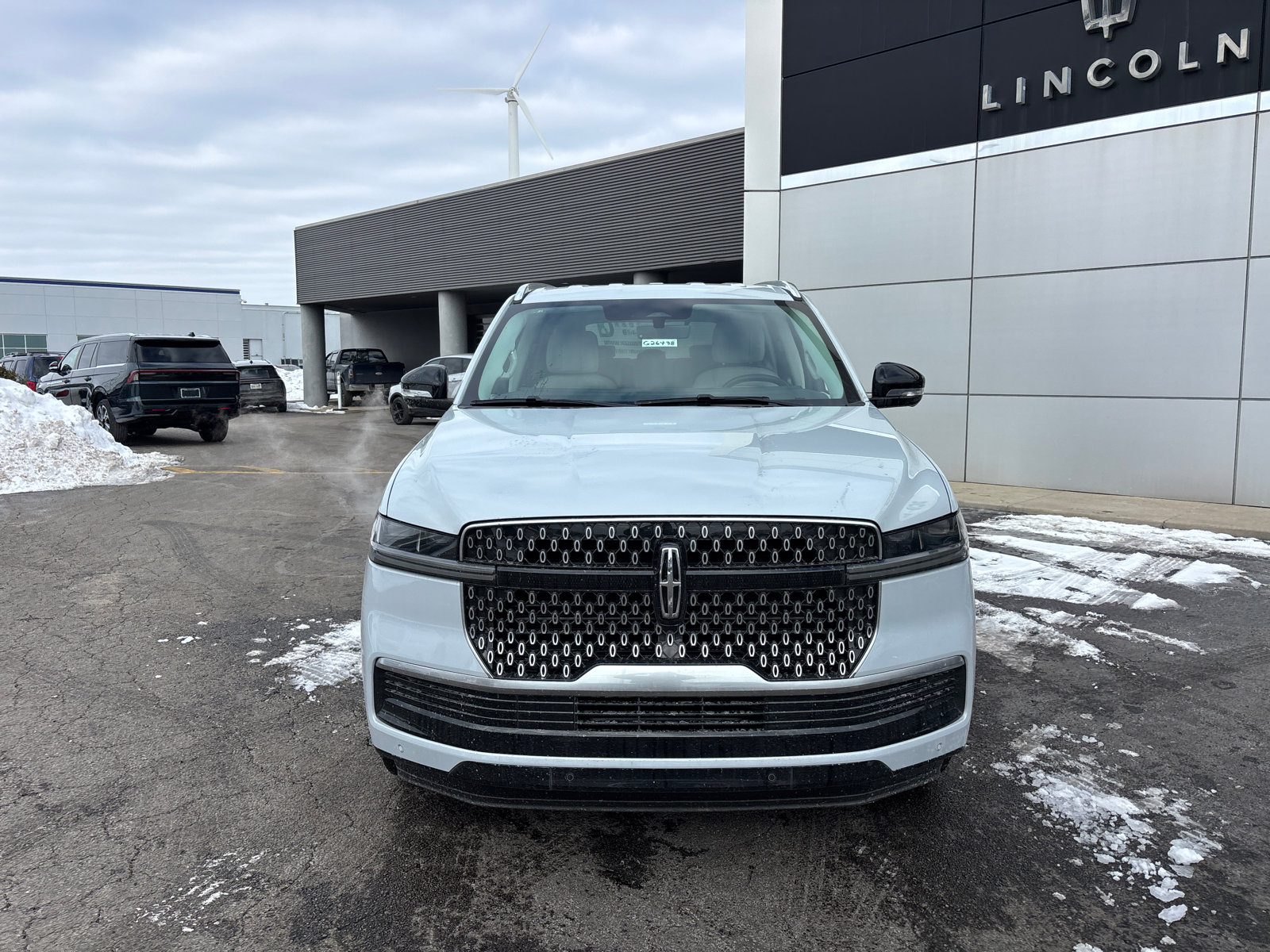 New 2026 Lincoln Navigator Premiere image 2