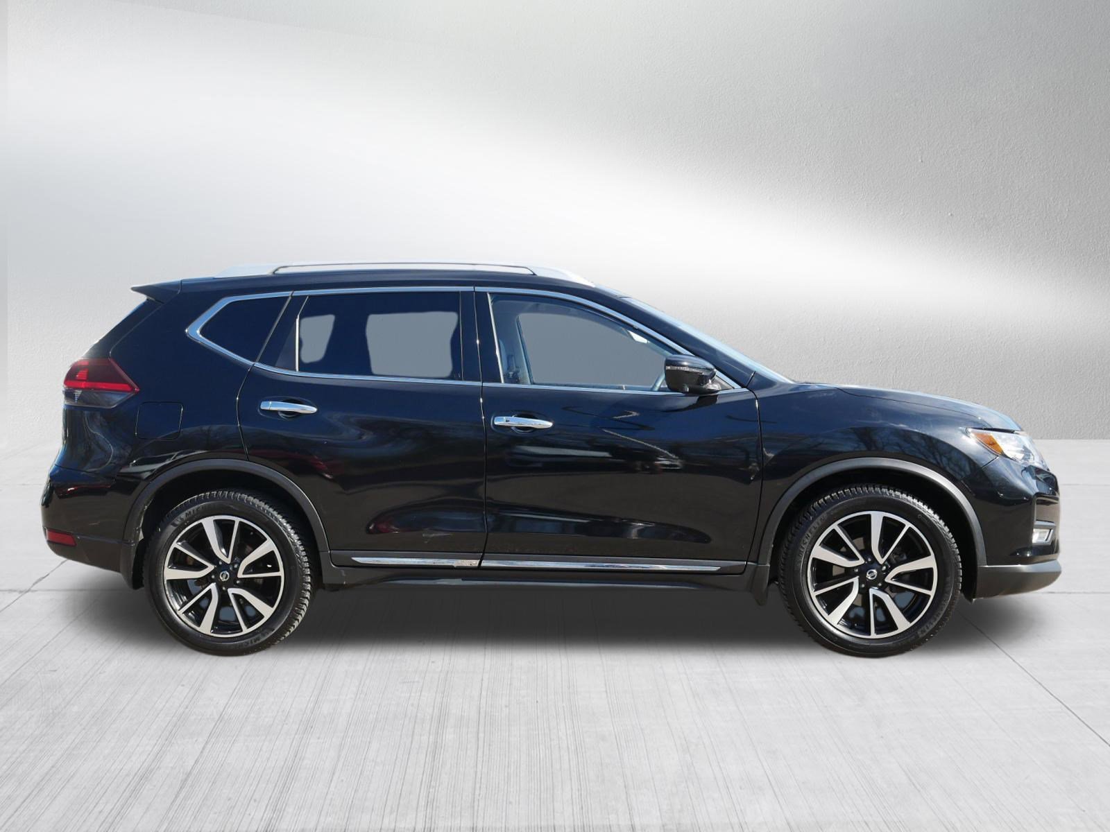 Used 2018 Nissan Rogue SL w/ Premium Package image 8