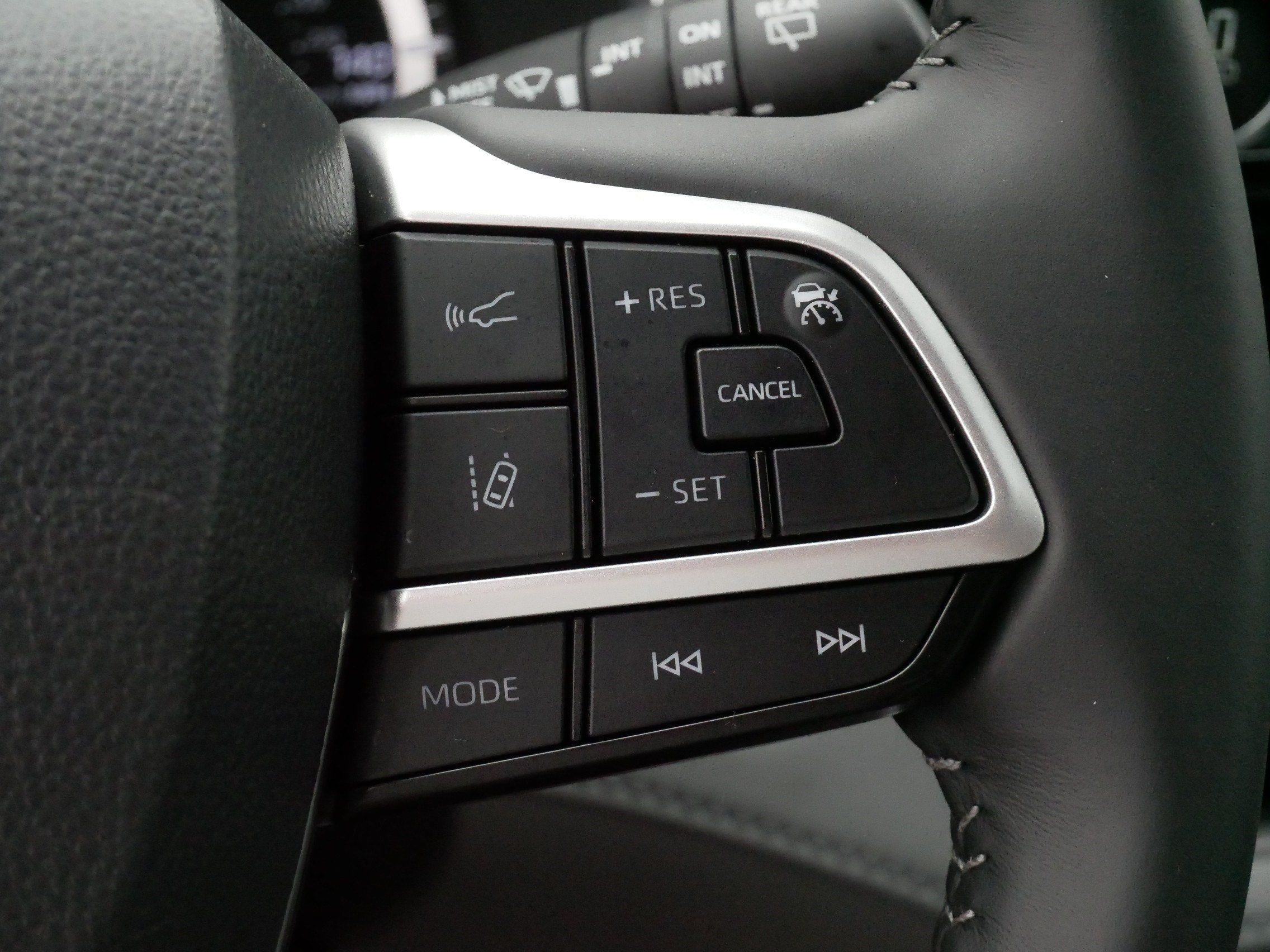 Certified 2026 Toyota Highlander XLE AWD/4WD image 26