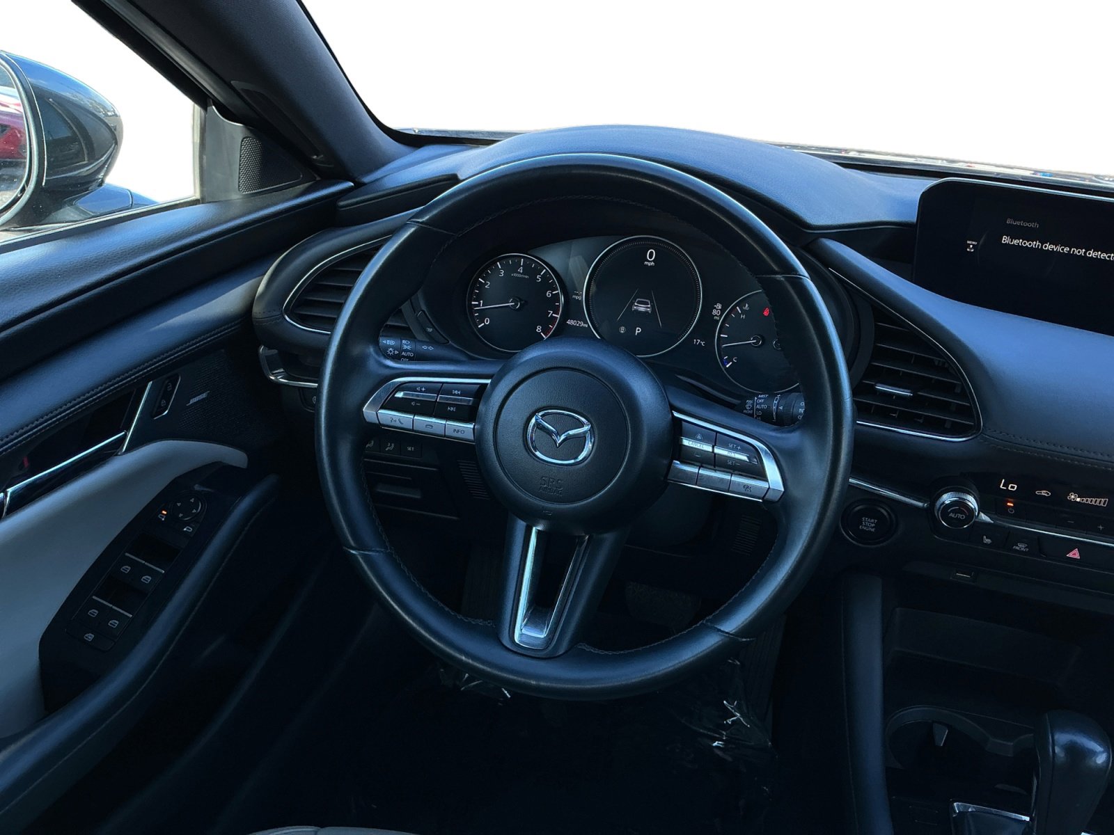 Used 2020 MAZDA MAZDA3 Hatchback w/ Preferred Package FWD image 11