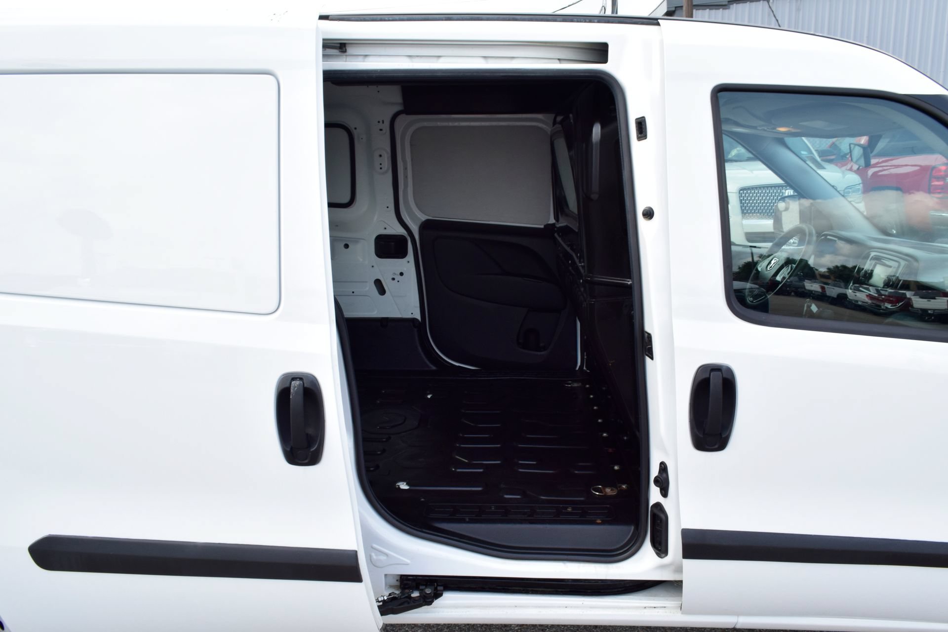 Used 2019 RAM ProMaster City Tradesman FWD image 19