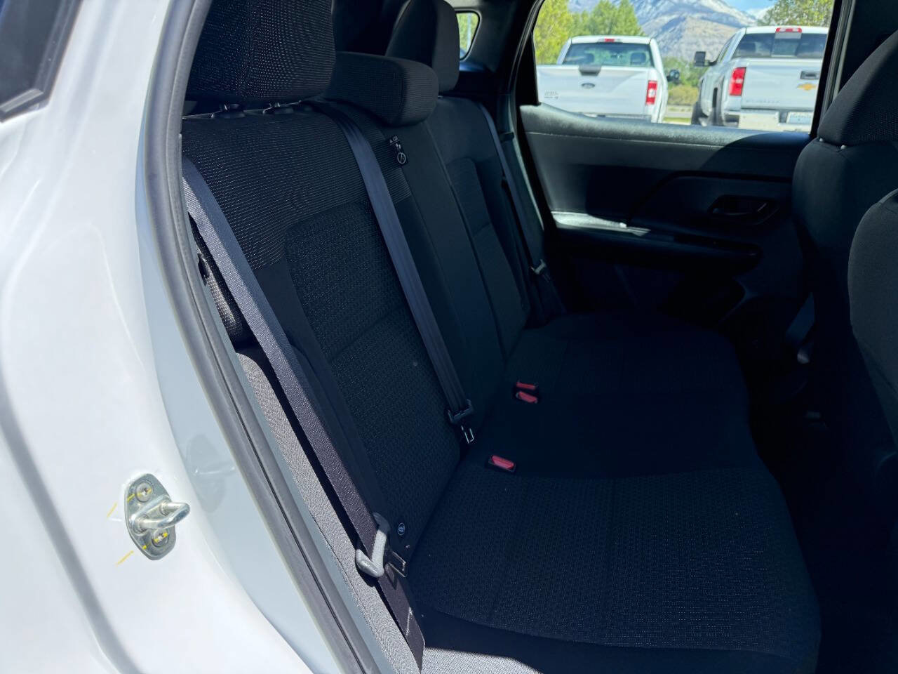 Used 2025 Nissan Kicks S image 21