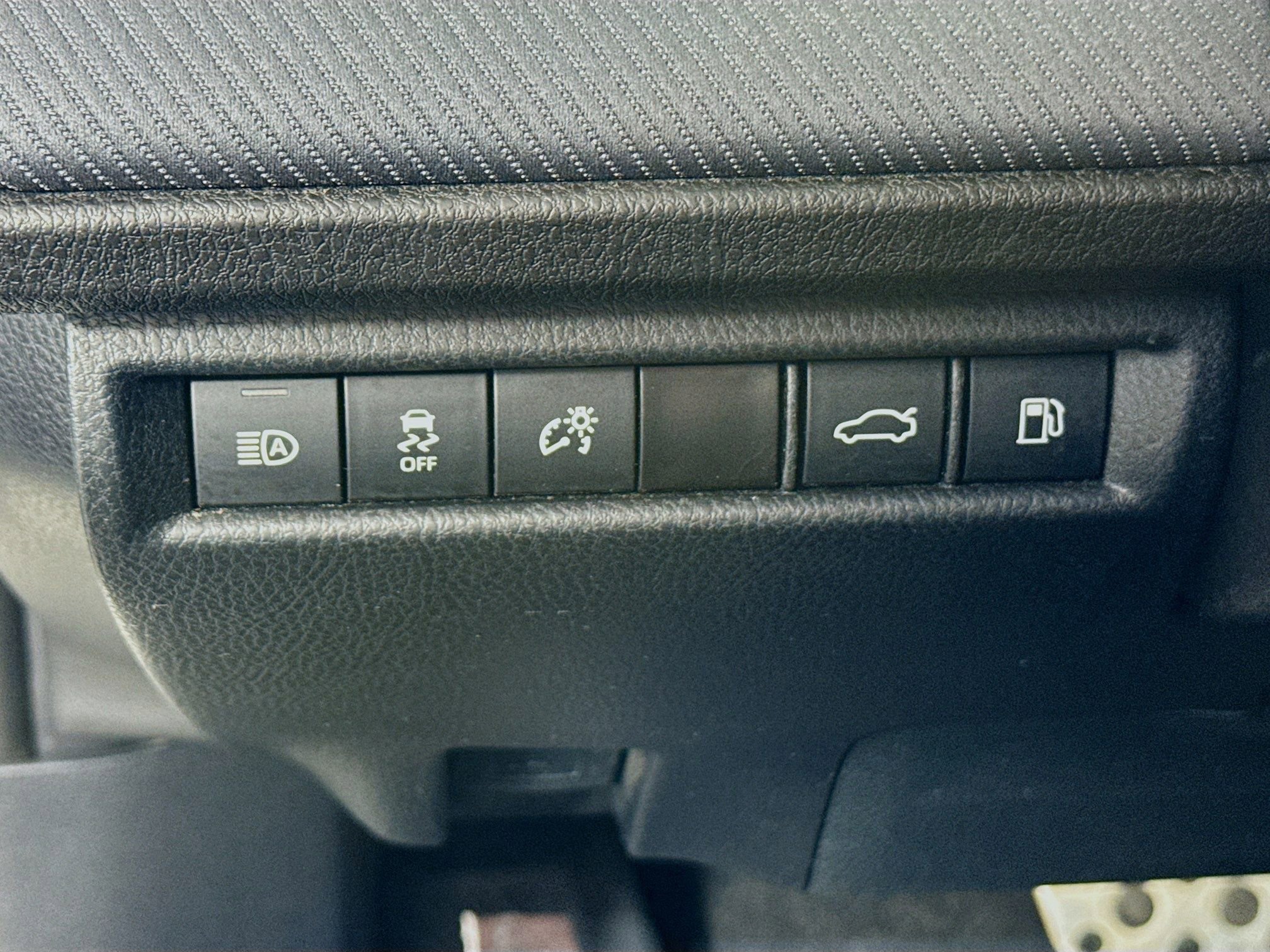 Certified 2025 Toyota Camry SE image 11