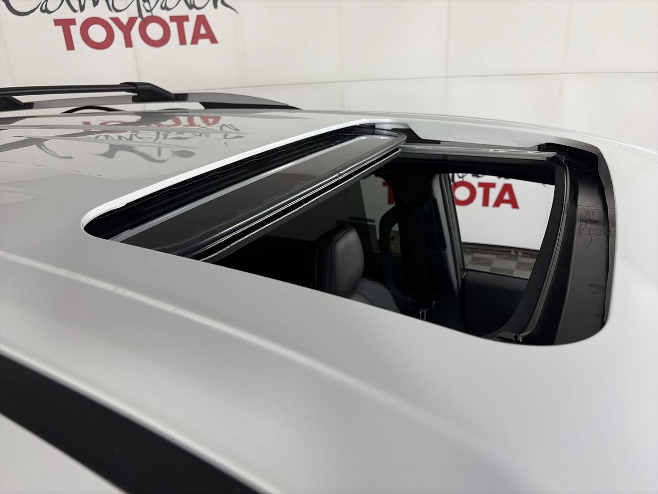 New 2026 Toyota Sienna Platinum AWD/4WD image 11