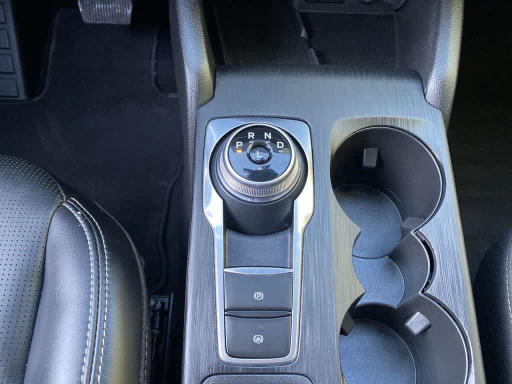 Used 2025 Ford Escape Platinum AWD/4WD image 27