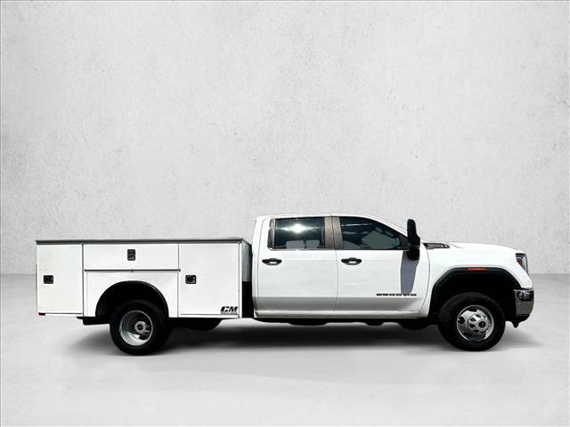 Used 2022 GMC Sierra 3500 Pro AWD/4WD image 5