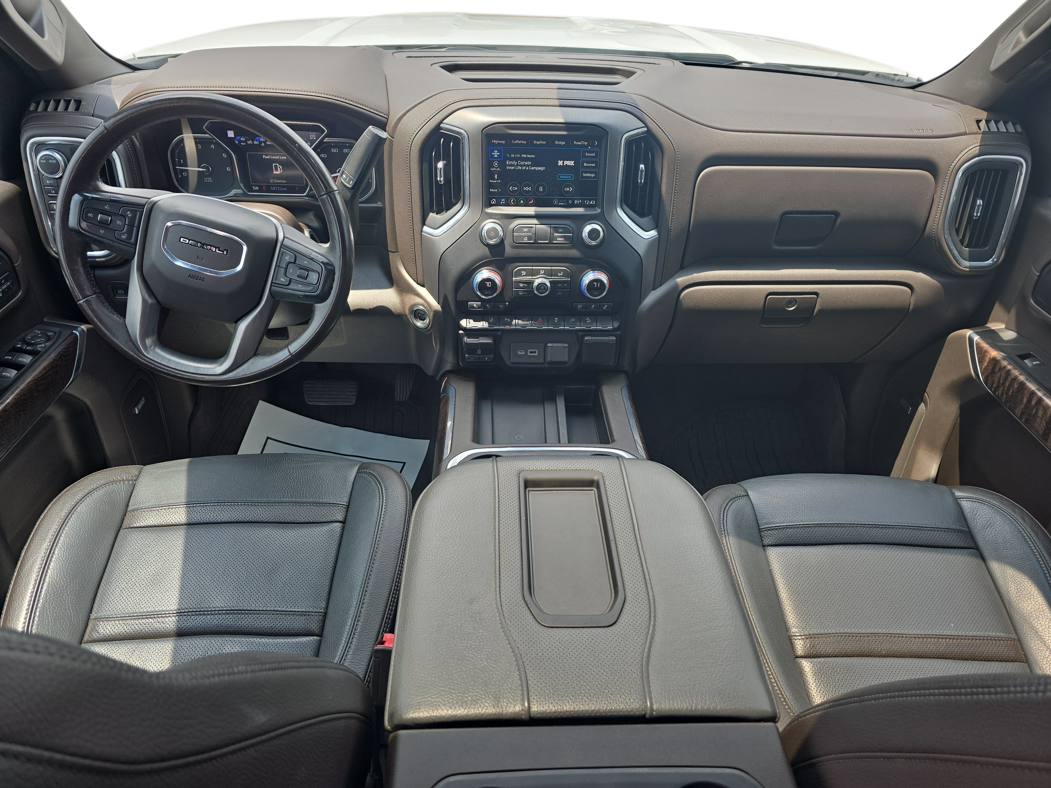 Used 2021 GMC Sierra 2500 Denali w/ Denali Ultimate Package AWD/4WD image 9