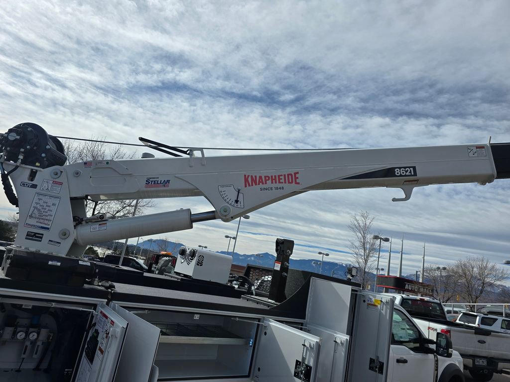 New 2026 Ford F550 4x4 Crew Cab image 13