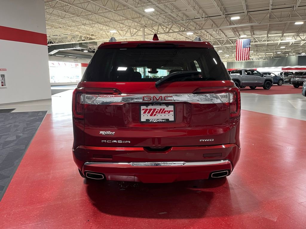 Used 2023 GMC Acadia Denali w/ Denali Ultimate Package image 5
