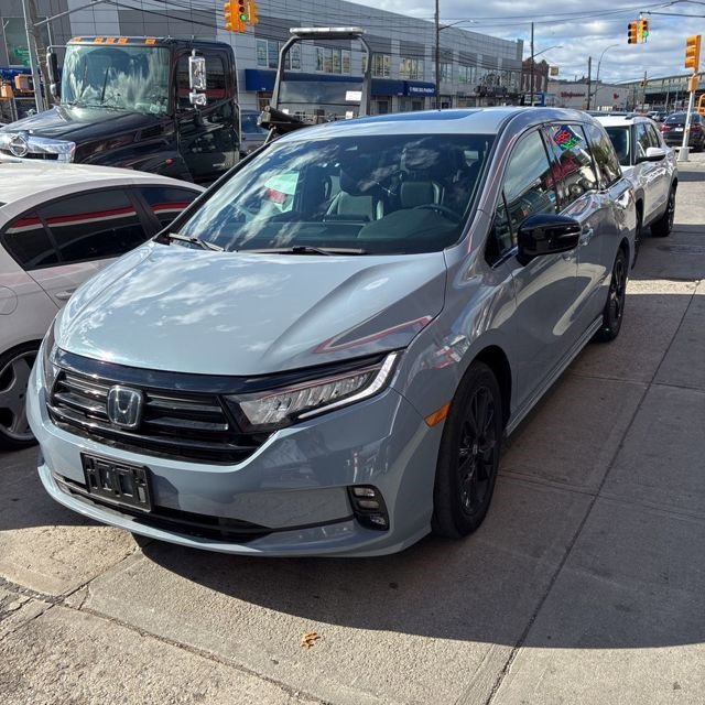 Used 2023 Honda Odyssey Sport