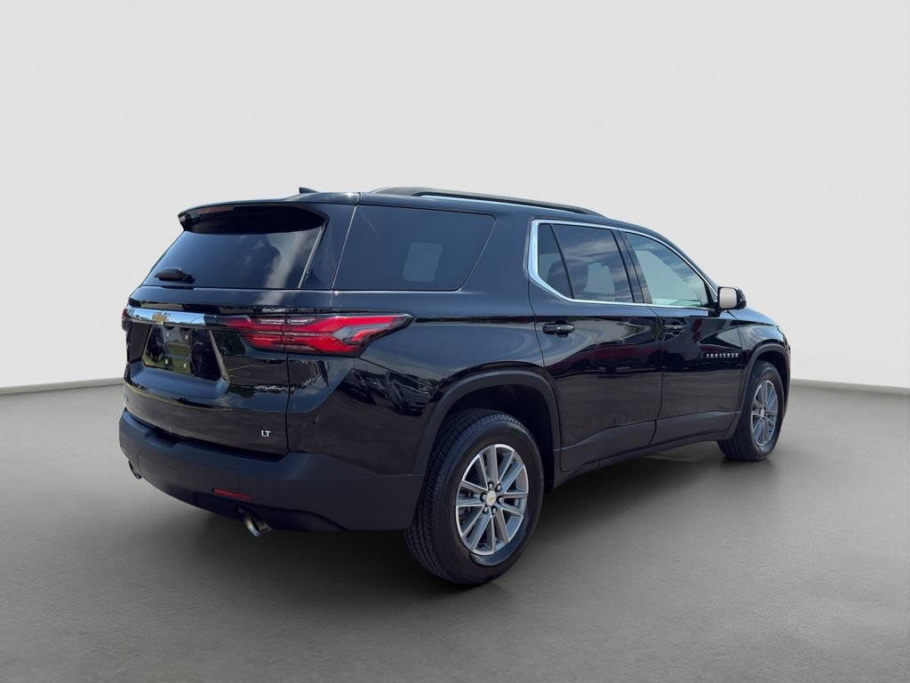 Used 2023 Chevrolet Traverse LT FWD image 4