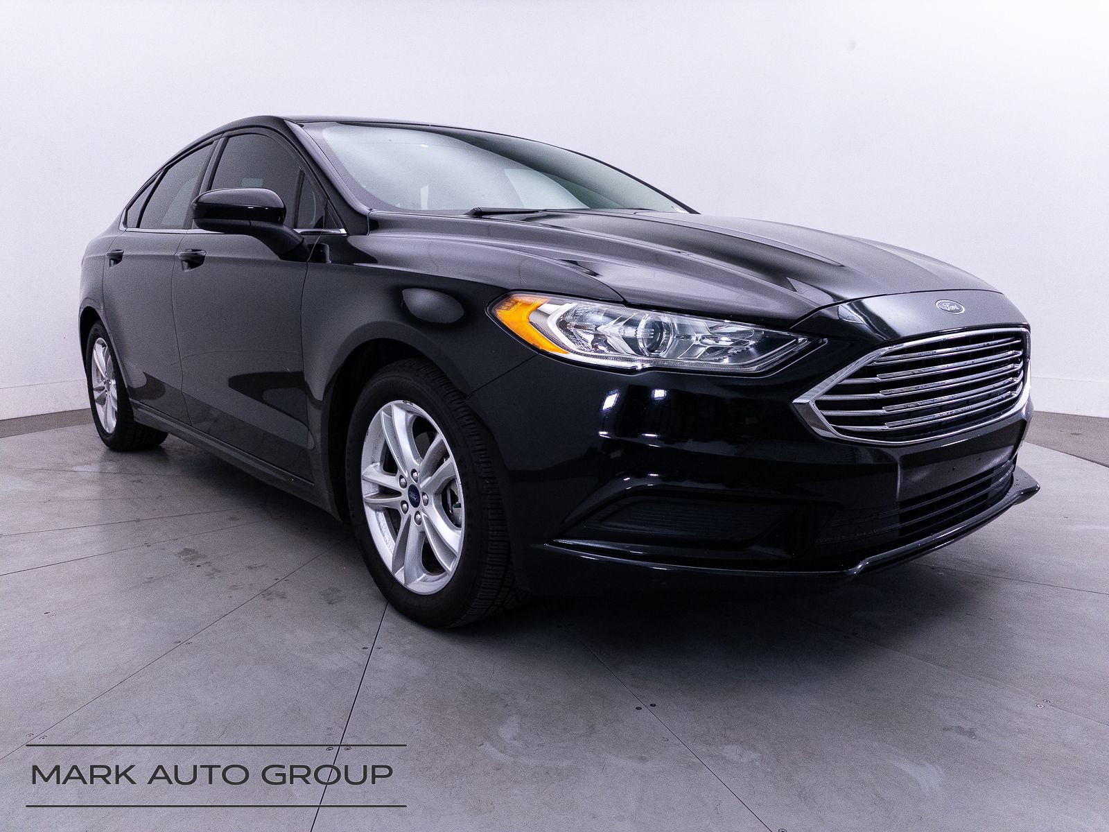 Used 2018 Ford Fusion SE w/ Fusion SE Technology Package FWD video 1