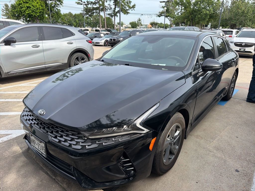 Used 2021 Kia K5 LX FWD image 1