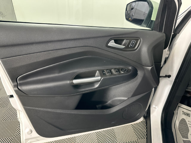 Used 2019 Ford Escape SEL AWD/4WD image 6
