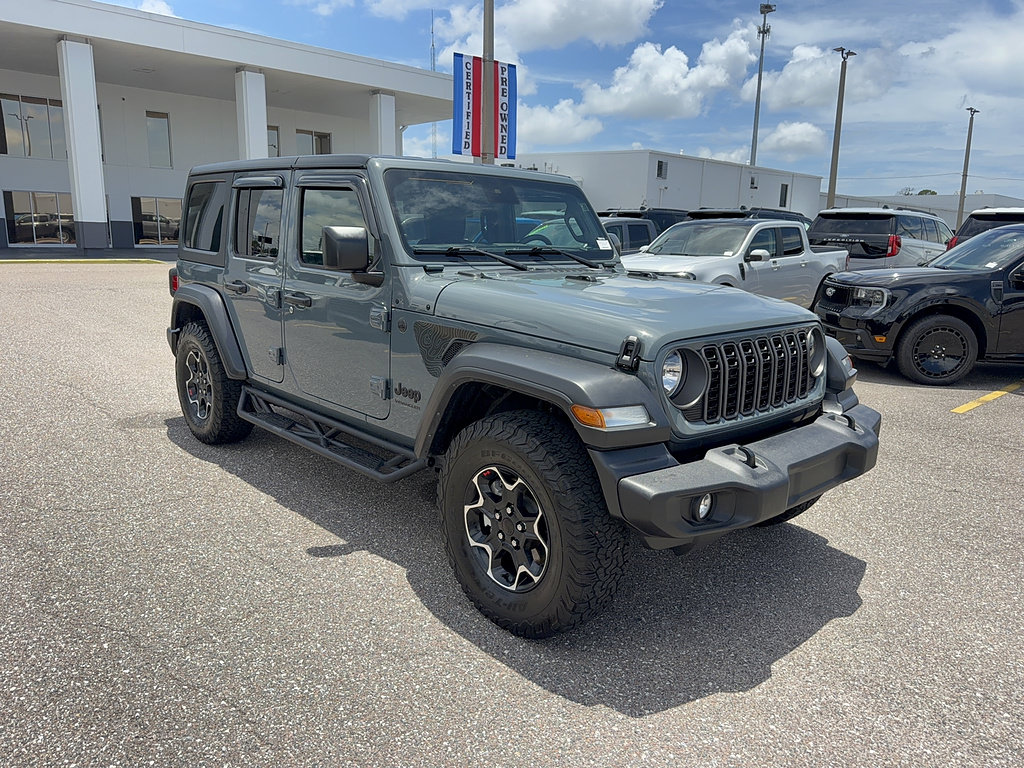Used 2024 Jeep Wrangler Unlimited Sport AWD/4WD image 4