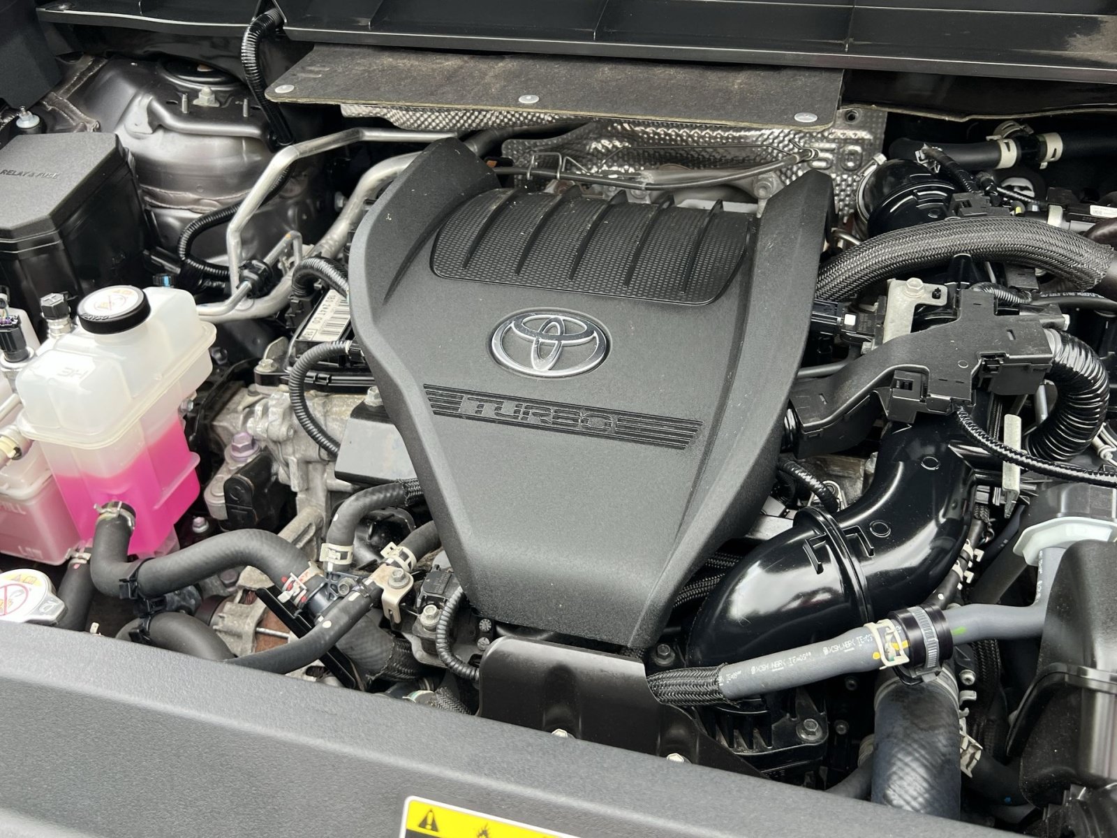 Used 2023 Toyota Highlander XSE AWD/4WD image 28