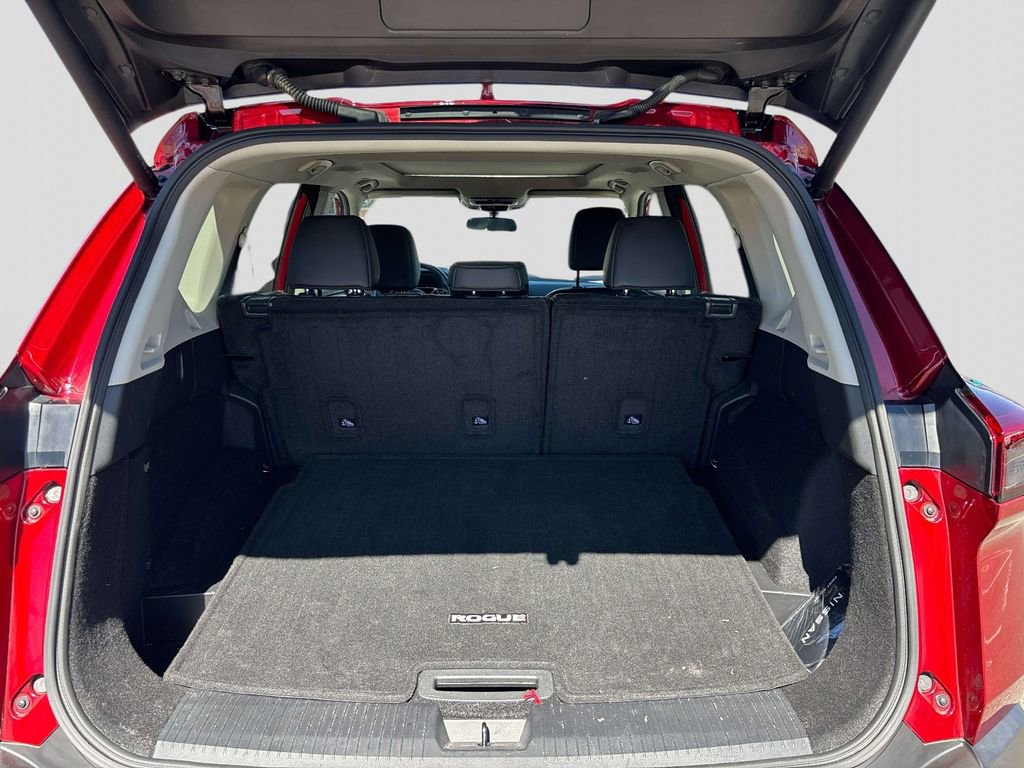 Certified 2023 Nissan Rogue SV w/ SV Premium B Package AWD/4WD image 13