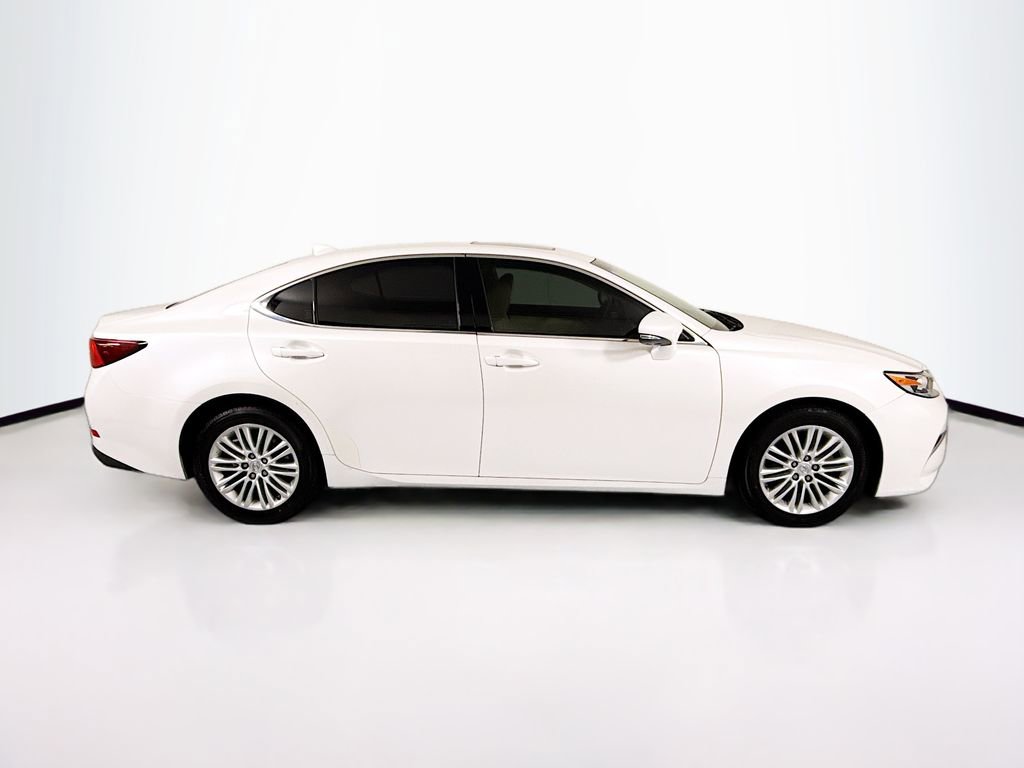 Used 2016 Lexus ES 350 w/ Accessory Package image 4