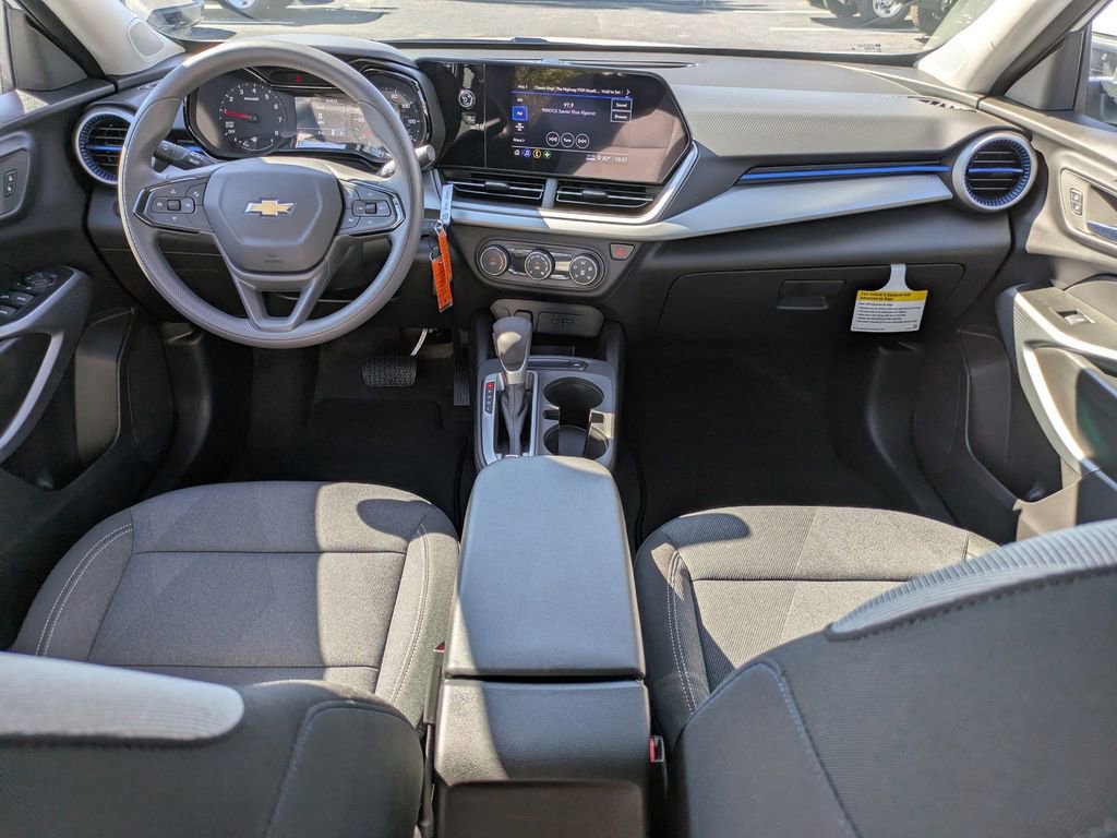New 2026 Chevrolet Trax LS w/ Driver Confidence Package image 15