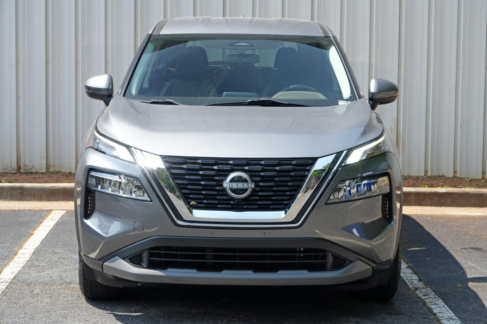 Used 2022 Nissan Rogue SV FWD image 39