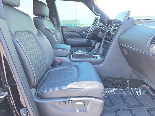 Used 2023 INFINITI QX80 Sensory w/ All-Season Package image 17