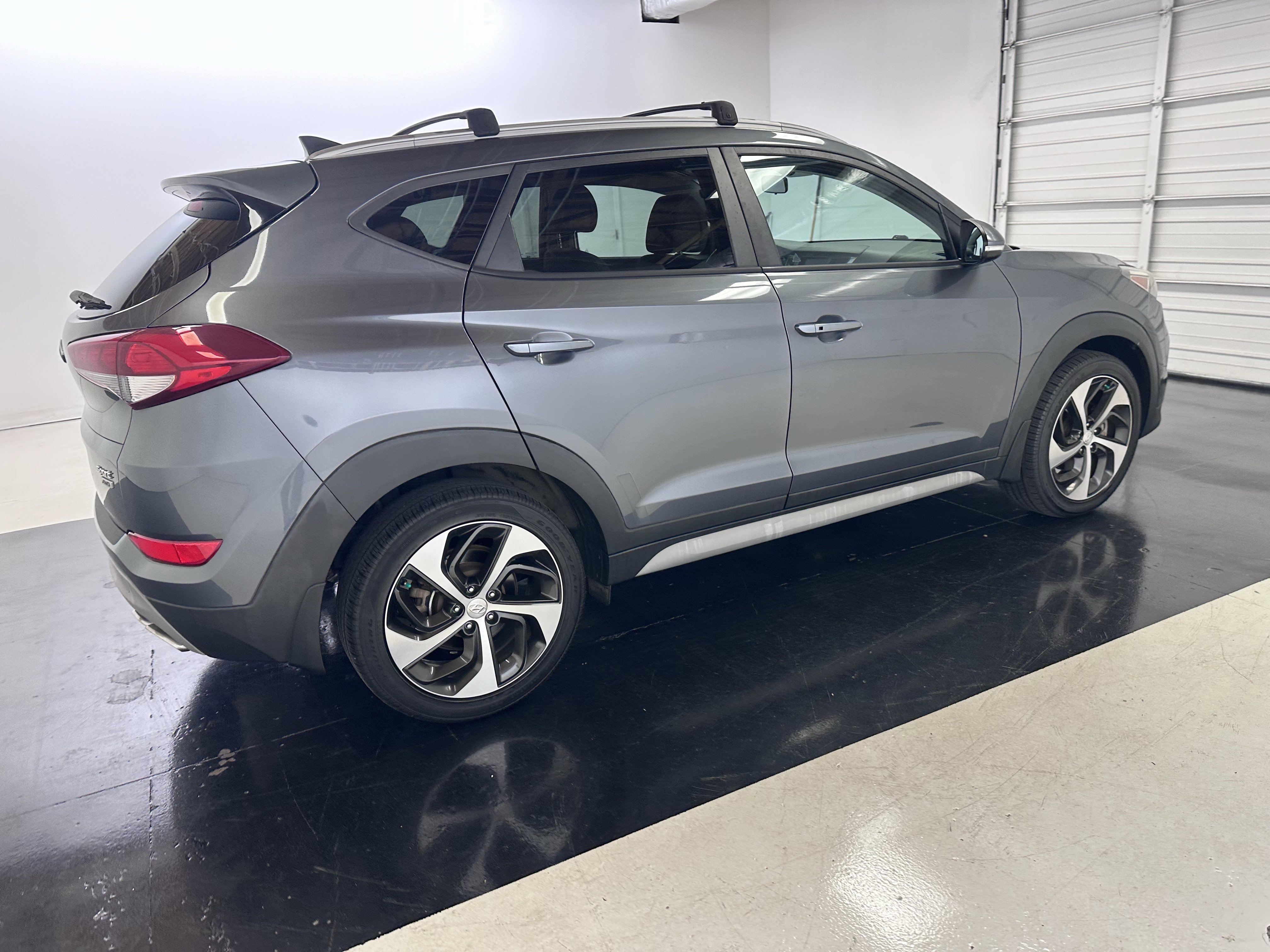 Used 2018 Hyundai Tucson Sport w/ Cargo Package image 18