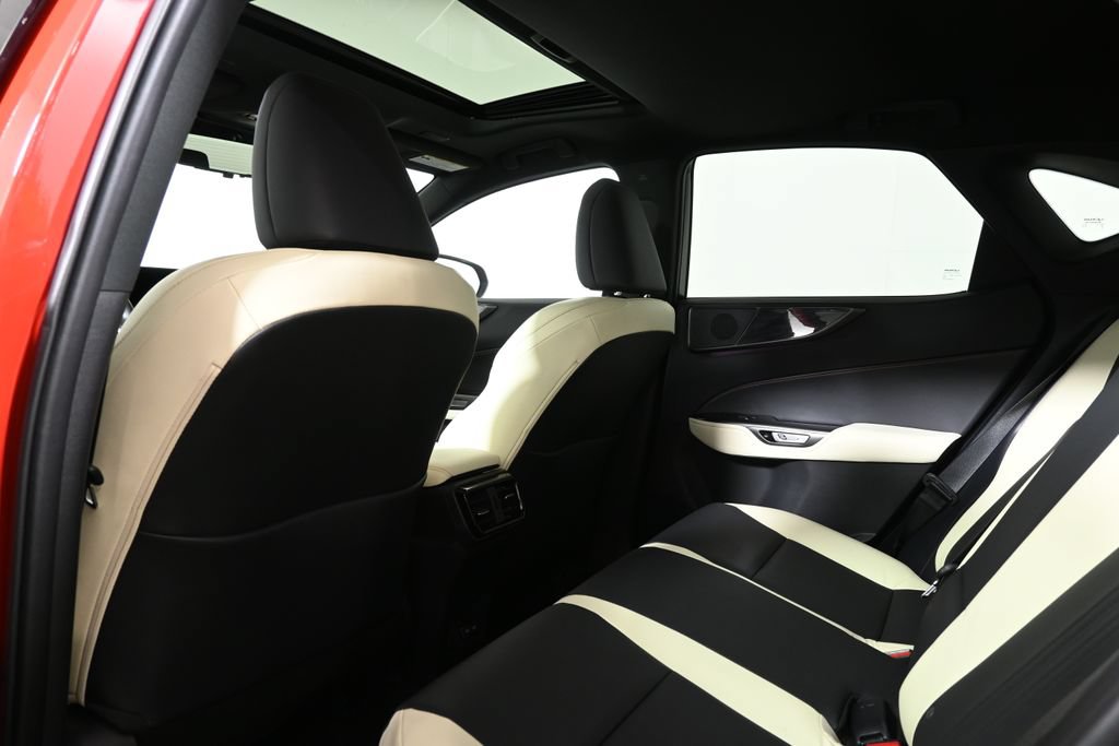 Used 2023 Lexus NX 350 AWD image 32