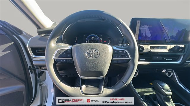 Used 2024 Toyota Grand Highlander XLE image 17