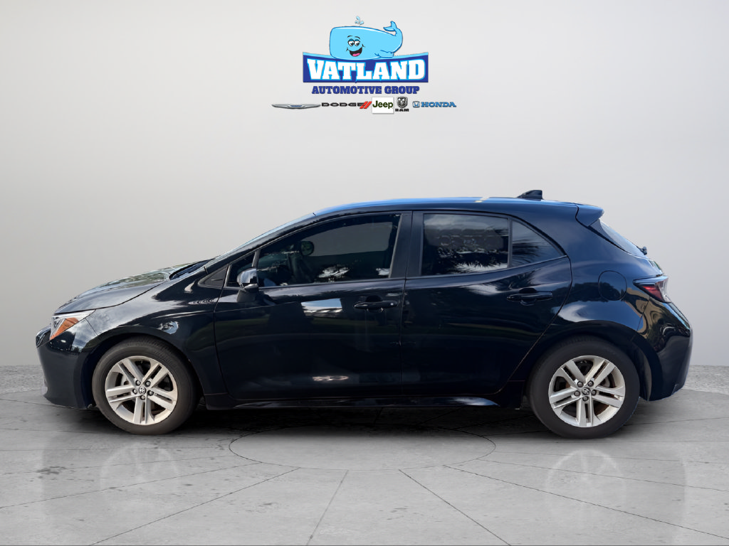 Used 2019 Toyota Corolla SE w/ Carpet Mat Package FWD image 2