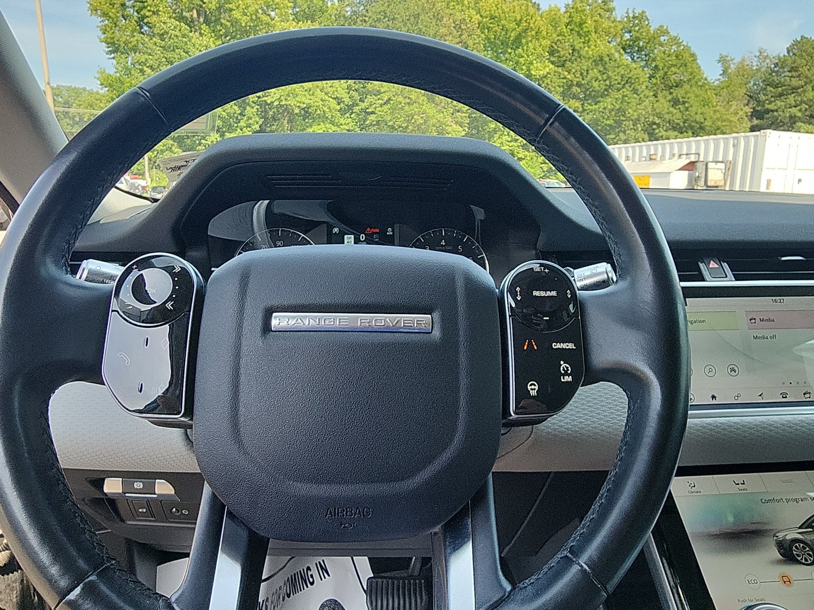 Used 2020 Land Rover Range Rover Evoque S AWD/4WD image 15