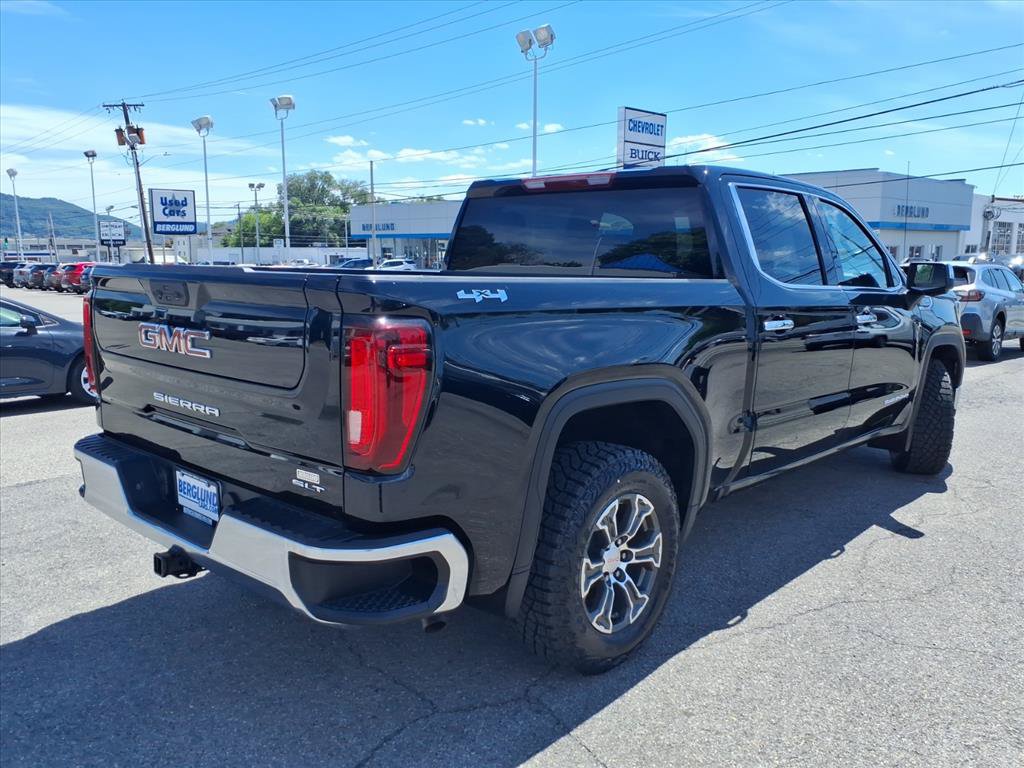 Used 2025 GMC Sierra 1500 SLT AWD/4WD image 4
